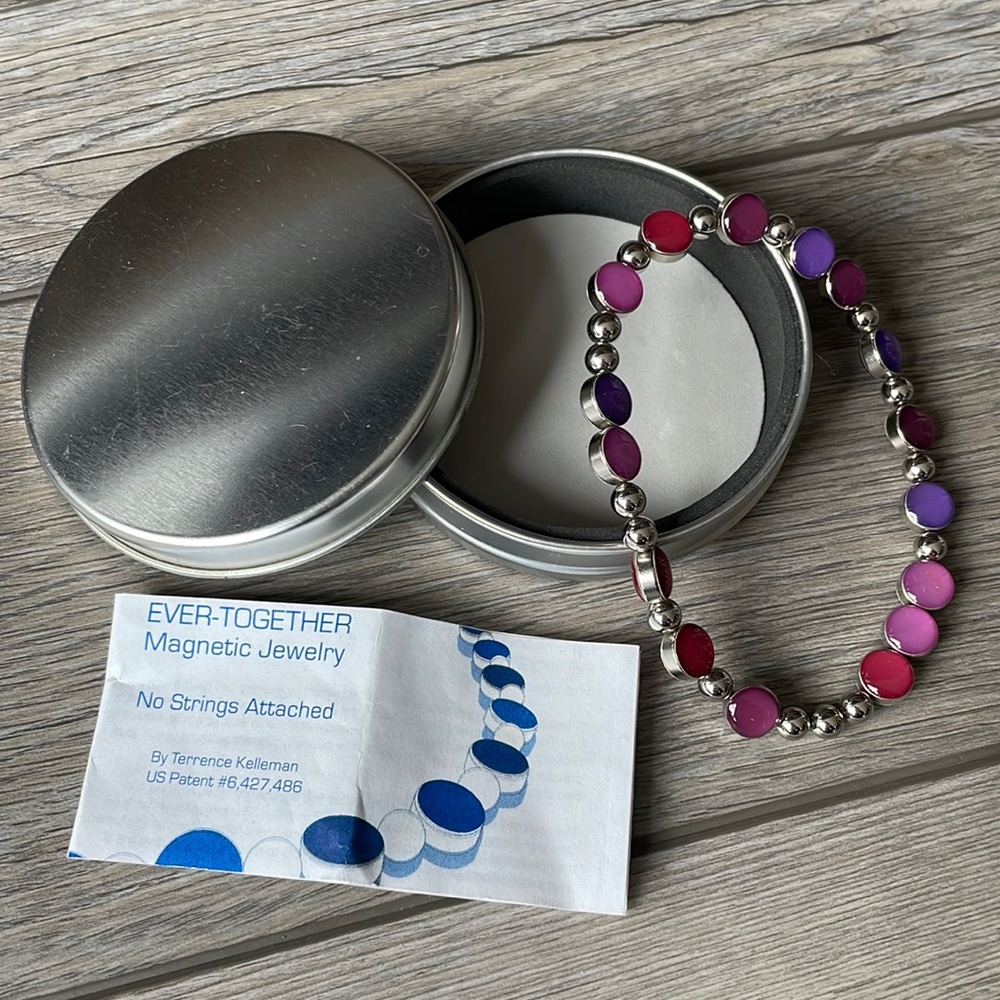 Magnetic Bracelet/Anklet from Metropolitan Museum of Art! Unisex.